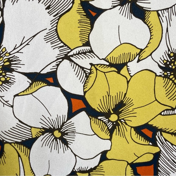 CABI 3954 Sequel Retro Floral Long Sleeve V Neck Blouse Yellow Size XL - Picture 10 of 14